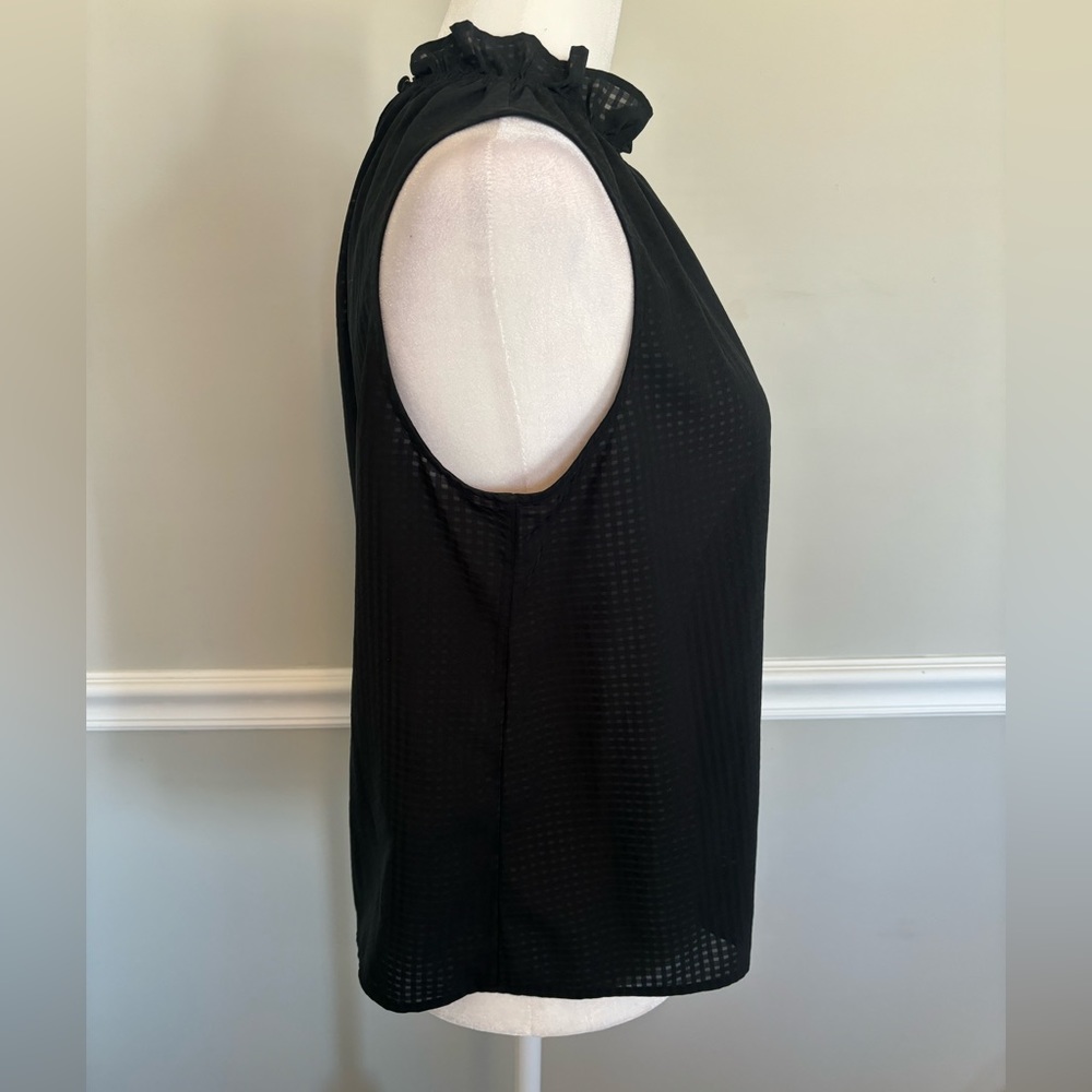WHO WHAT WEAR Ruffle Checked Sleeveless Blouse - Picture 3 of 6